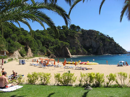Camping aan het strand in Spanje met jeugd