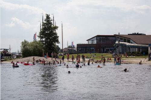 Leuke camping in Friesland voor het hele gezin Camping-Friesland-met-tieners3