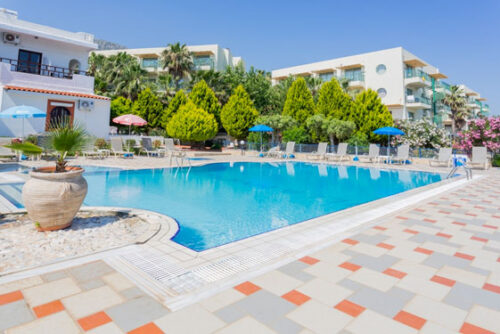 Hotel-Chersonissos-met-jongeren