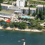 Feesten vanuit mooi all-inclusive hotel in het prachtige Kroatië