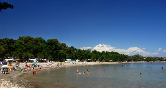 Camping Istrië aan het strand met tieners