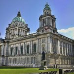 Beleef een leuke stedentrip in de bruisende stad Belfast
