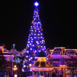 Beleef een magische kerst bij Disneyland Parijs met tieners