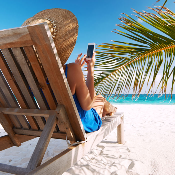 Telefoons mee op vakantie: kunnen wij en onze tieners wel zonder?